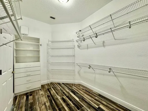 $4,700 | 2384 Creek Court, Clearwater, FL 33764