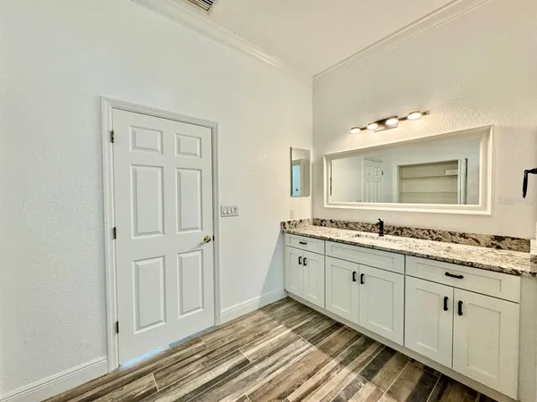 $4,700 | 2384 Creek Court, Clearwater, FL 33764