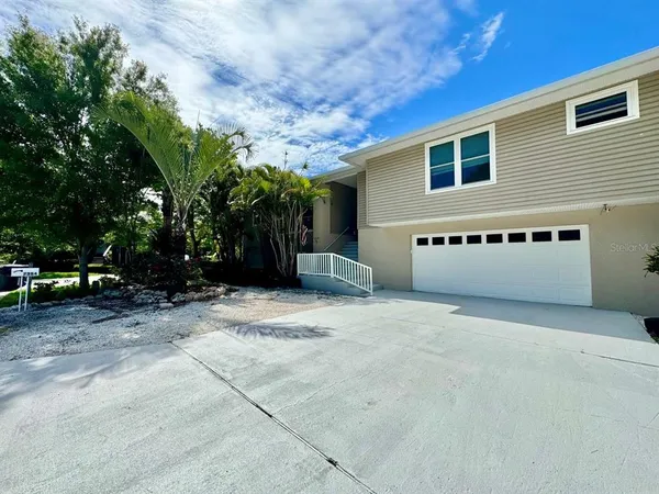 $4,700 | 2384 Creek Court, Clearwater, FL 33764