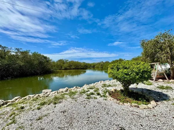 $4,700 | 2384 Creek Court, Clearwater, FL 33764