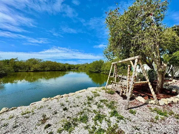 $4,700 | 2384 Creek Court, Clearwater, FL 33764