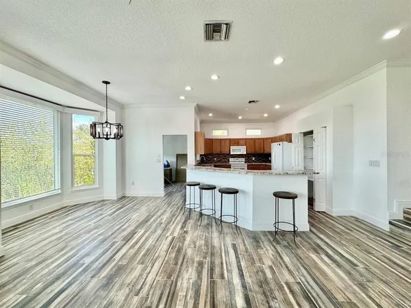 $4,700 | 2384 Creek Court, Clearwater, FL 33764
