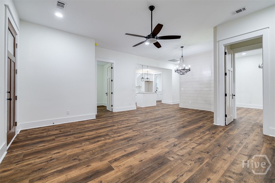 610 Rogers Street Pooler, GA 31322 - Photo 7 of 30