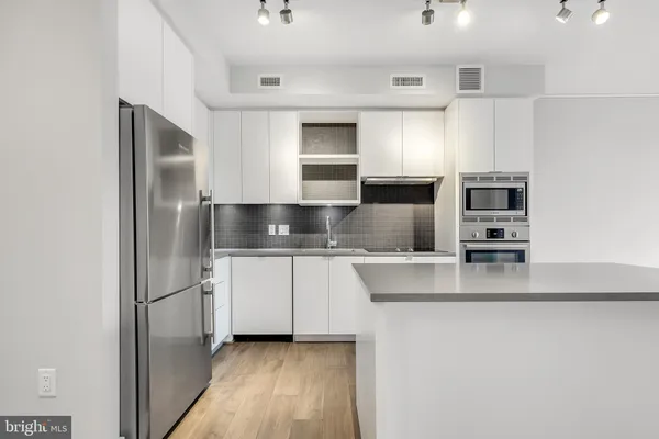 $499,900 | 1300 4th Street Southeast, Unit 507, Washington, DC 20003