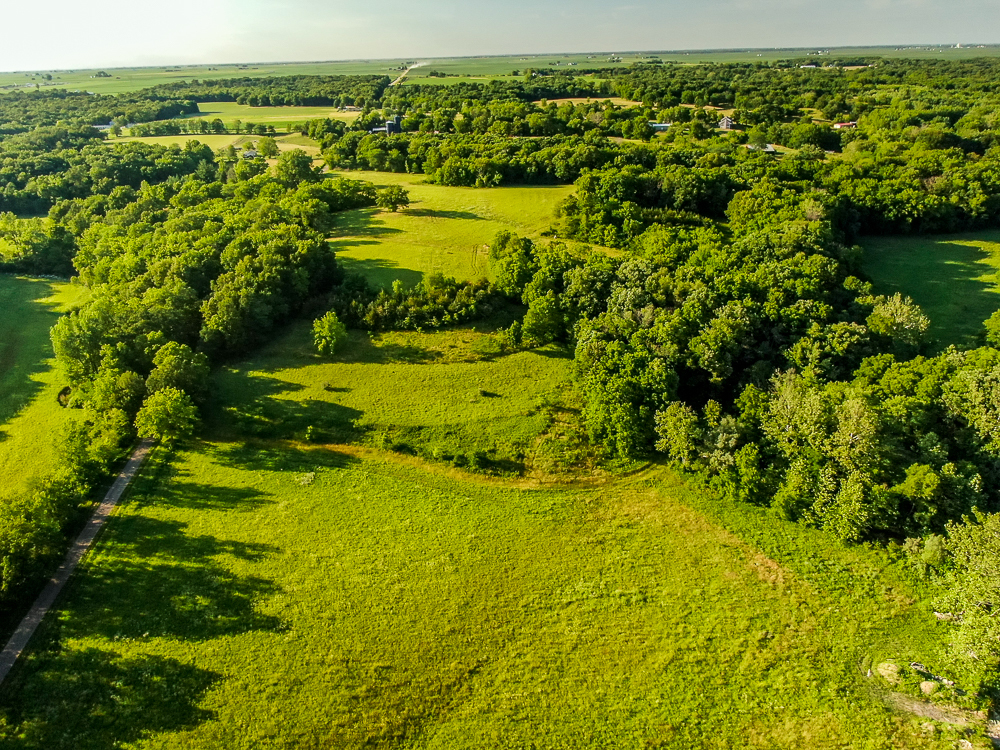 5770 Green Valley Road Clinton, IL 61727 - Photo 9 of 10