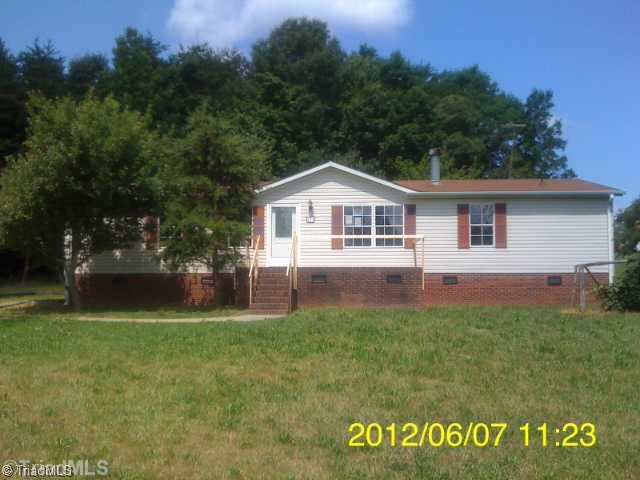 191 Half Wright Road Winston-Salem, NC 27107 - Photo 1 of 6 Exterior Front.