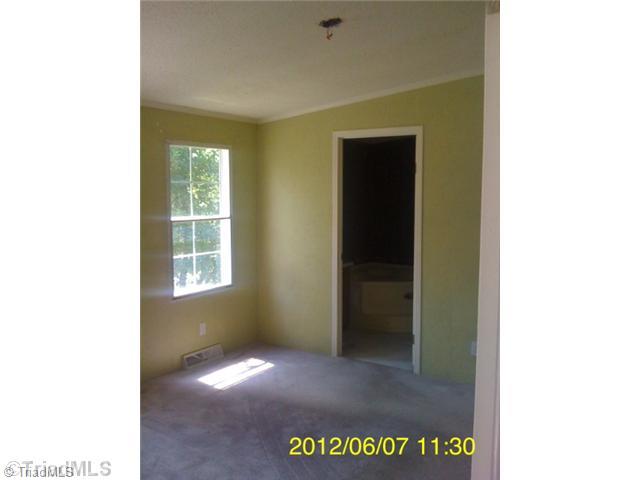 191 Half Wright Road Winston-Salem, NC 27107 - Photo 5 of 6 1st Bedroom.