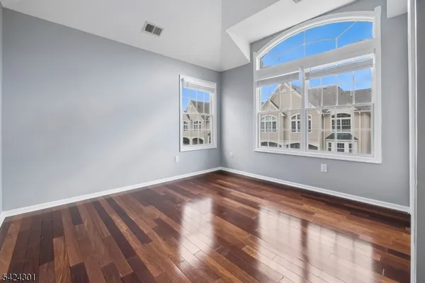 $830,000 | 816 Kensington Lane, Livingston, NJ 07039