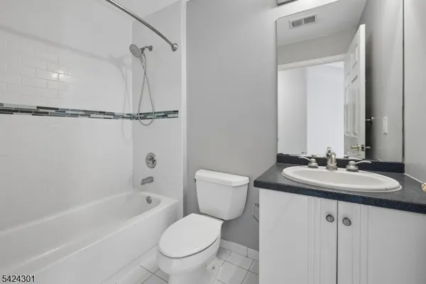 $830,000 | 816 Kensington Lane, Livingston, NJ 07039