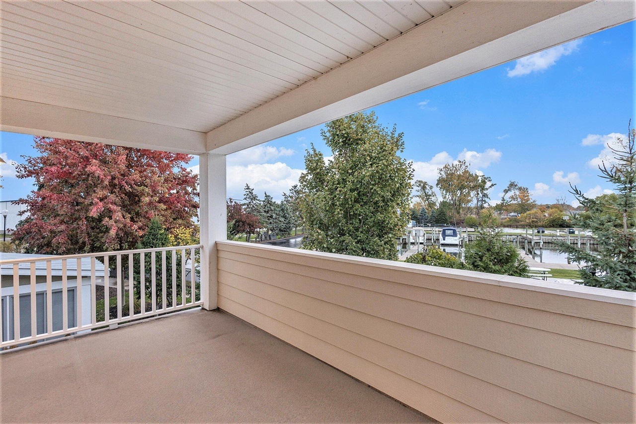 920 West Savidge Street, Unit 2 Spring Lake, MI 49456 - Photo 27 of 37