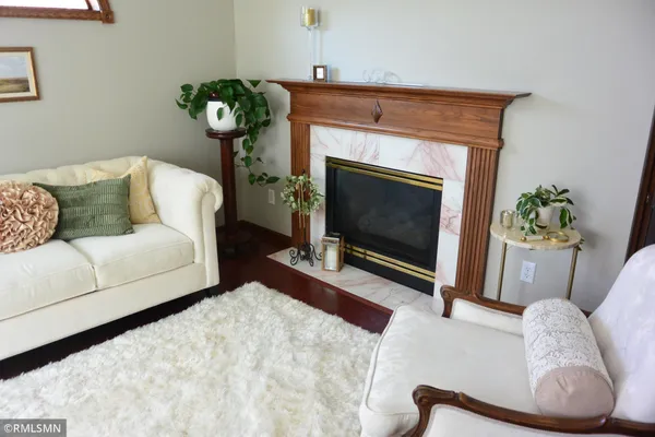 $525,000 | 201 Douglas Drive, Glencoe, MN 55336