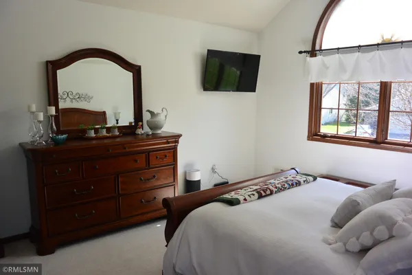 $525,000 | 201 Douglas Drive, Glencoe, MN 55336