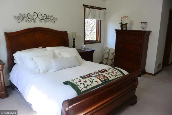 $525,000 | 201 Douglas Drive, Glencoe, MN 55336