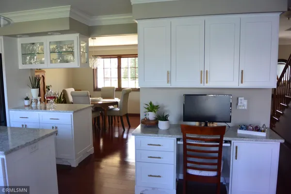 $525,000 | 201 Douglas Drive, Glencoe, MN 55336