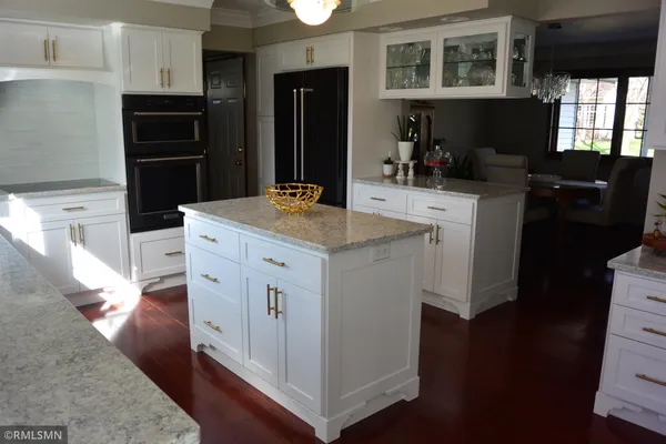 $525,000 | 201 Douglas Drive, Glencoe, MN 55336