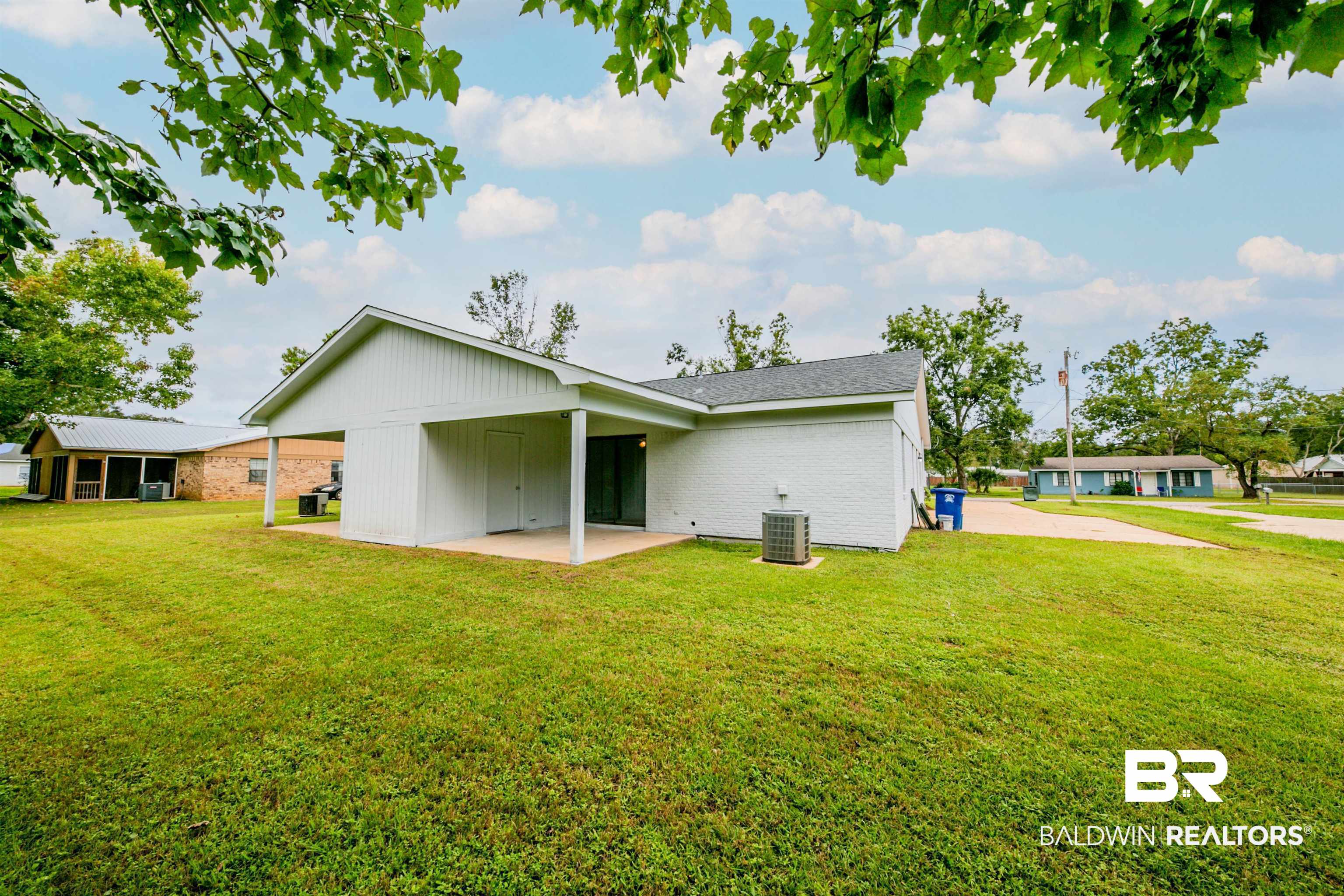 513 West Rose Avenue Foley, AL 36535 - Photo 3 of 50