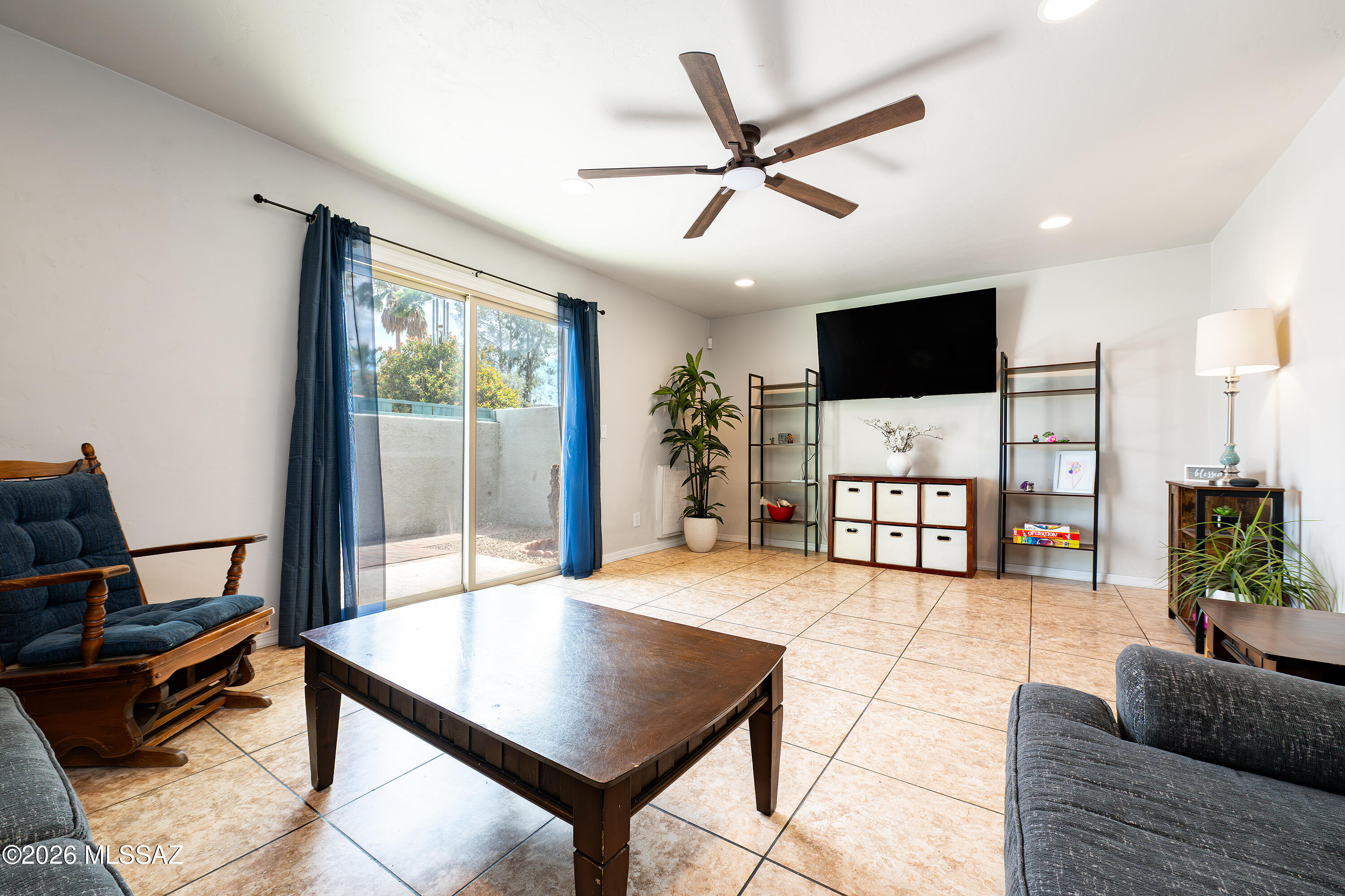2749 West Anklam Road, Unit D Tucson, AZ 85745 - Photo 3 of 33
