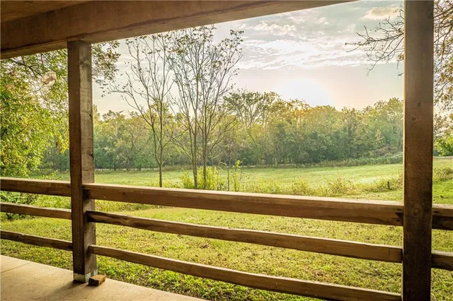 $475,000 | 863 25th Road, Longton, KS 67352