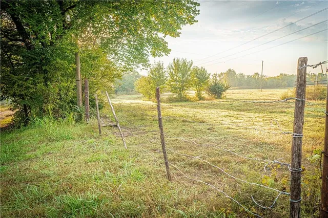 $475,000 | 863 25th Road, Longton, KS 67352