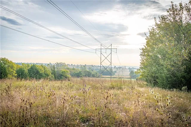 $475,000 | 863 25th Road, Longton, KS 67352