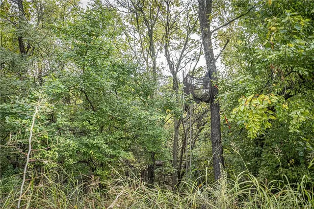 $475,000 | 863 25th Road, Longton, KS 67352