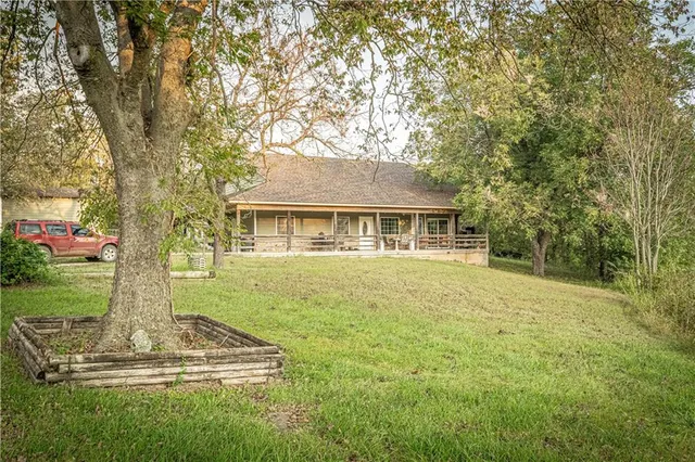 $475,000 | 863 25th Road, Longton, KS 67352