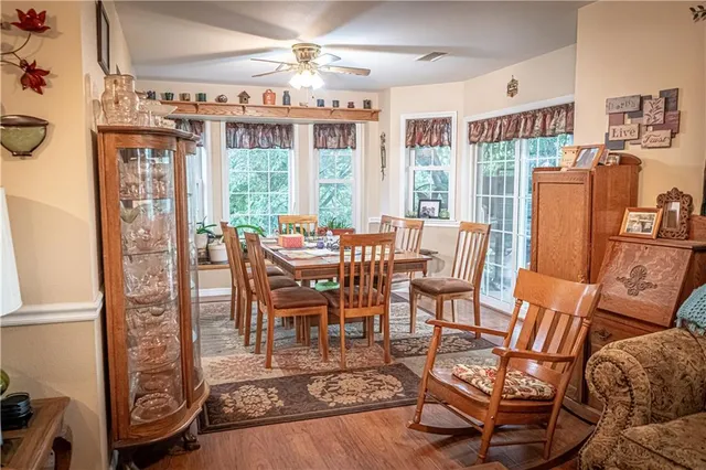 $475,000 | 863 25th Road, Longton, KS 67352