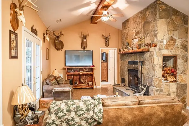 $475,000 | 863 25th Road, Longton, KS 67352