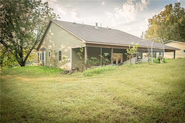 $475,000 | 863 25th Road, Longton, KS 67352