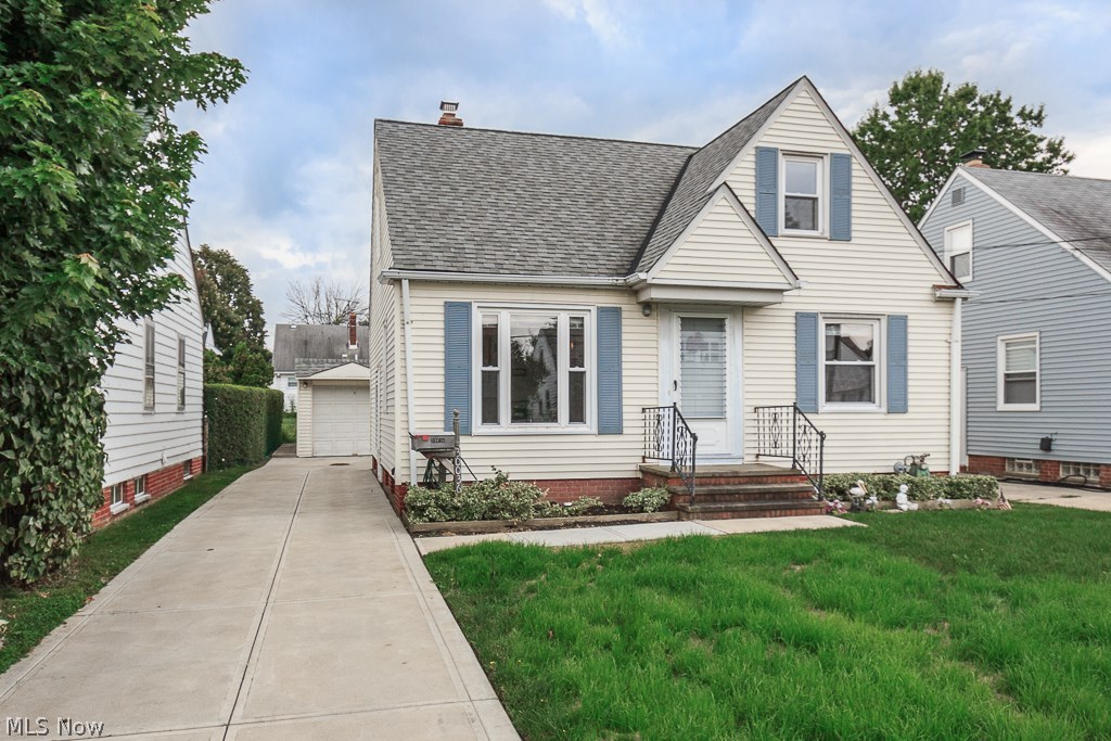 30036 Elgin Road Wickliffe, OH 44092 - Photo 2 of 21 Gallery Image 2