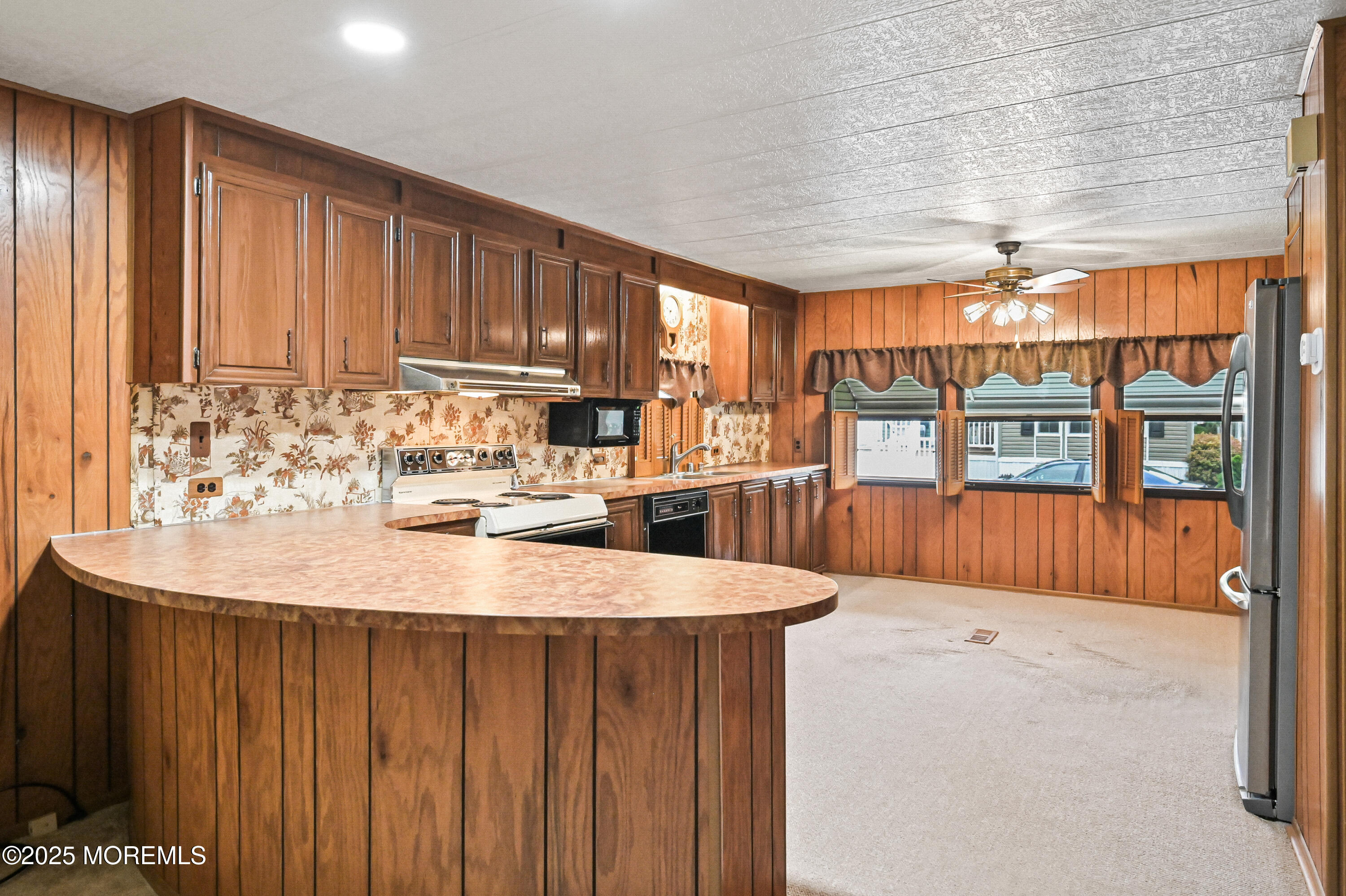 119 Village Road Morganville, NJ 07751 - Photo 10 of 18 119_village_rd_016