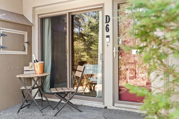 $325,000 | 64 Highlands Lane, Unit D6, Hunter, NY 12442