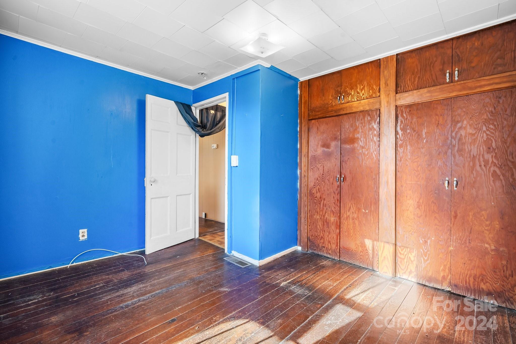 811 Markham Road Tryon, NC 28782 - Photo 17 of 46