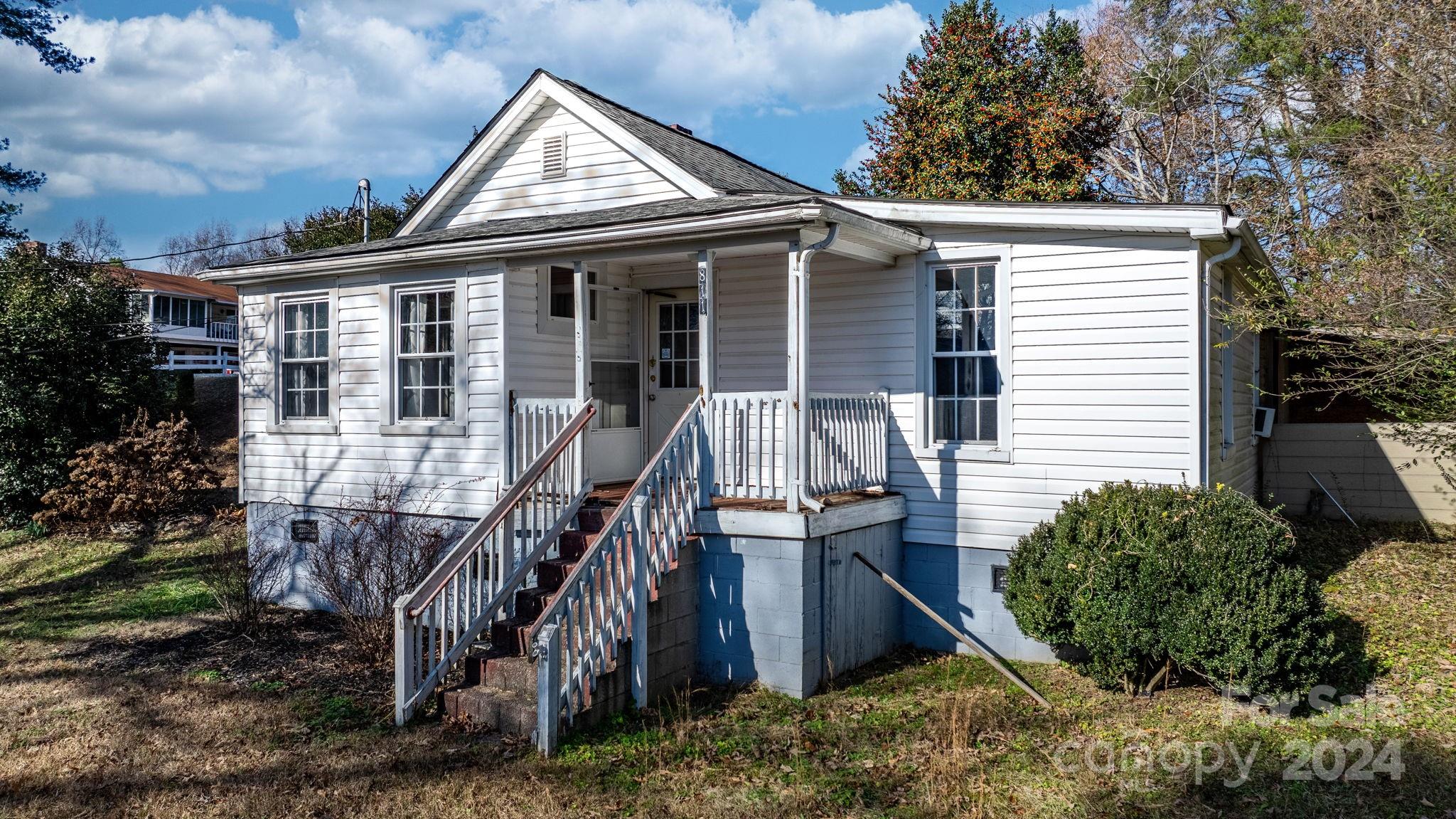 811 Markham Road Tryon, NC 28782 - Photo 26 of 46