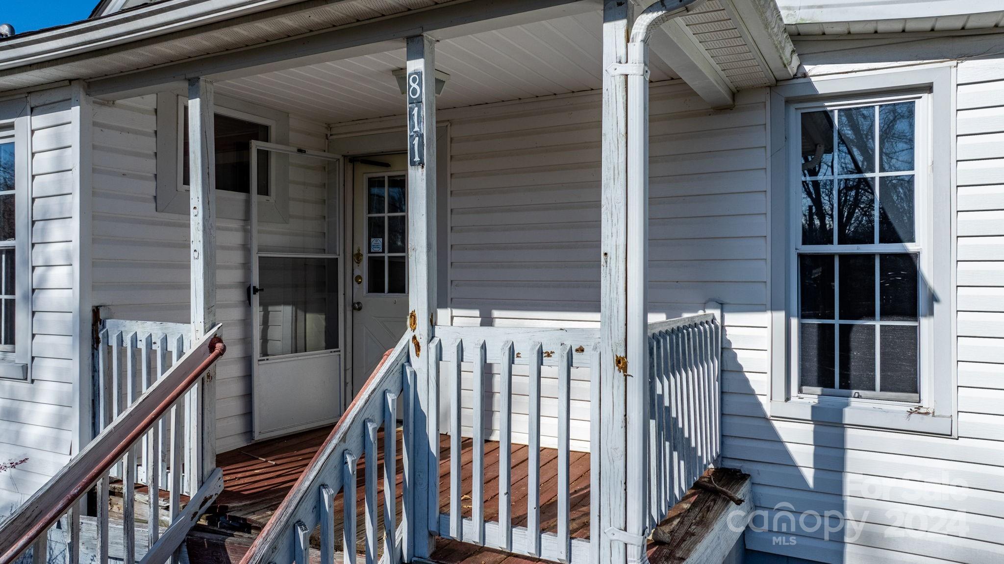 811 Markham Road Tryon, NC 28782 - Photo 27 of 46