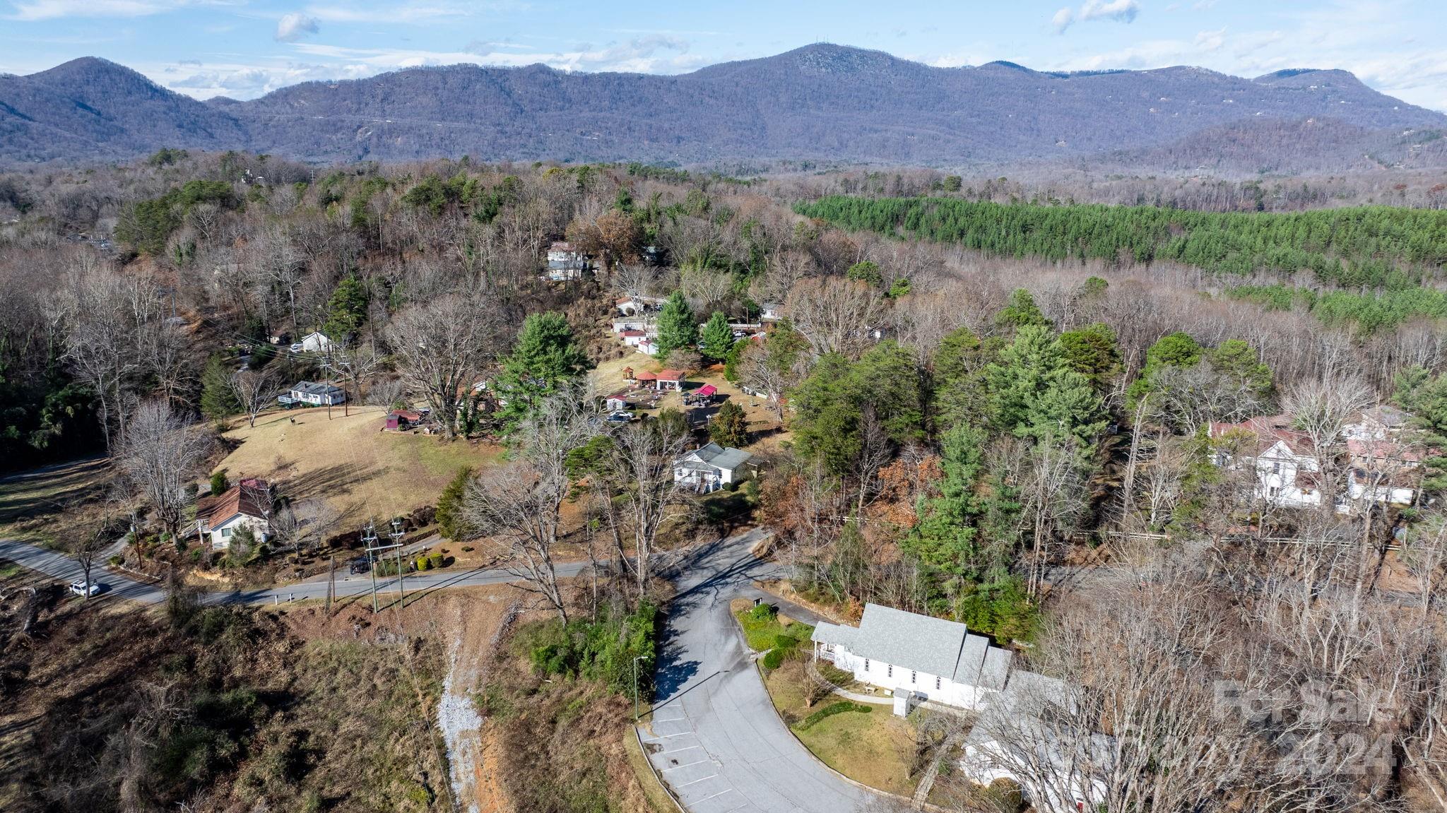 811 Markham Road Tryon, NC 28782 - Photo 44 of 46