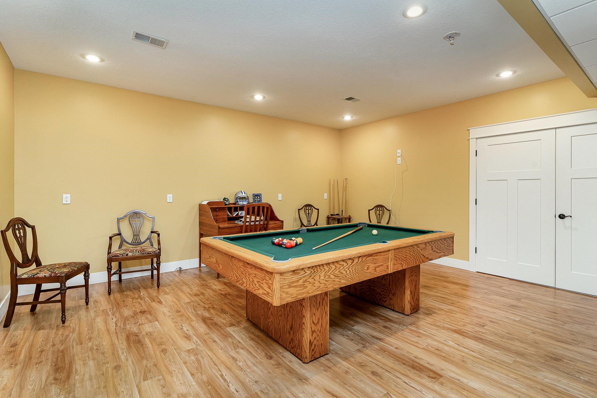 760 South Hidden Ridge Midland, MI 48640 - Photo 38 of 69 Gallery Image 38