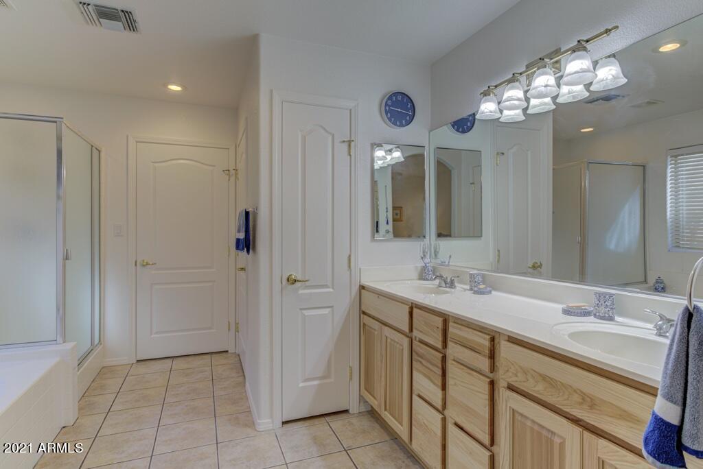 607 North Eagle Ridge Road Payson, AZ 85541 - Photo 11 of 24 Master Bathroom