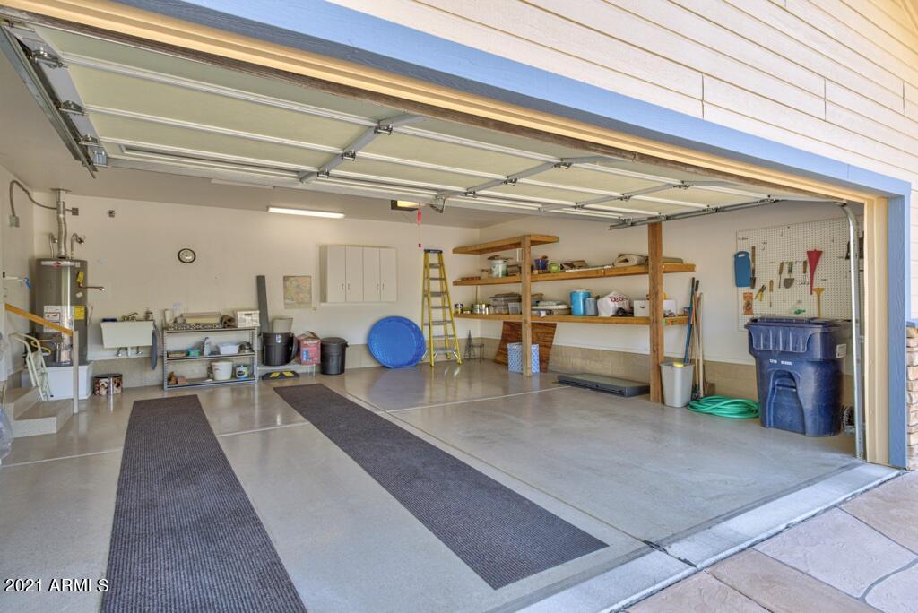 607 North Eagle Ridge Road Payson, AZ 85541 - Photo 22 of 24 Garage