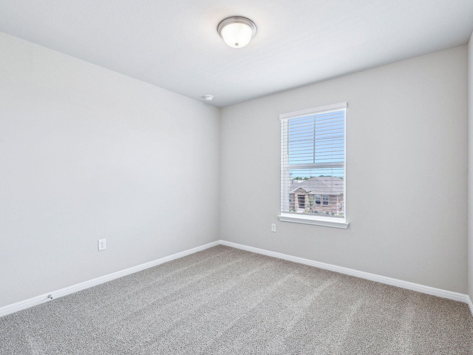 113 Maple Hedge Road Hutto, TX 78634 - Photo 15 of 20 an empty room with a window