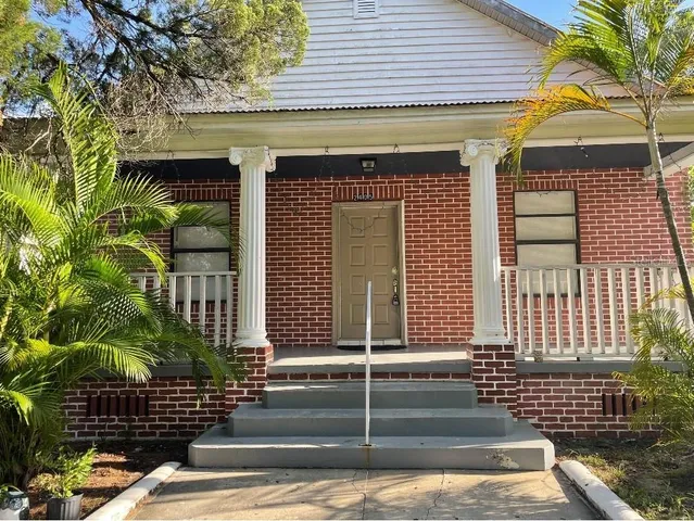 $349,000 | 2405 Harper Street, Tampa, FL 33605