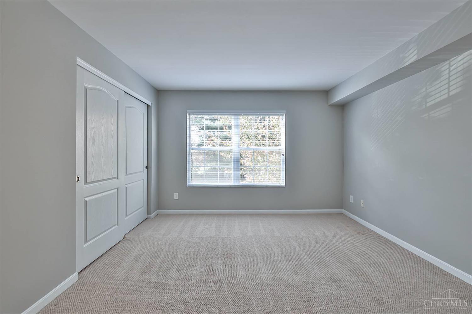 5305 Cooper Road, Unit F Montgomery, OH 45242 - Photo 17 of 22 Gallery Image 17