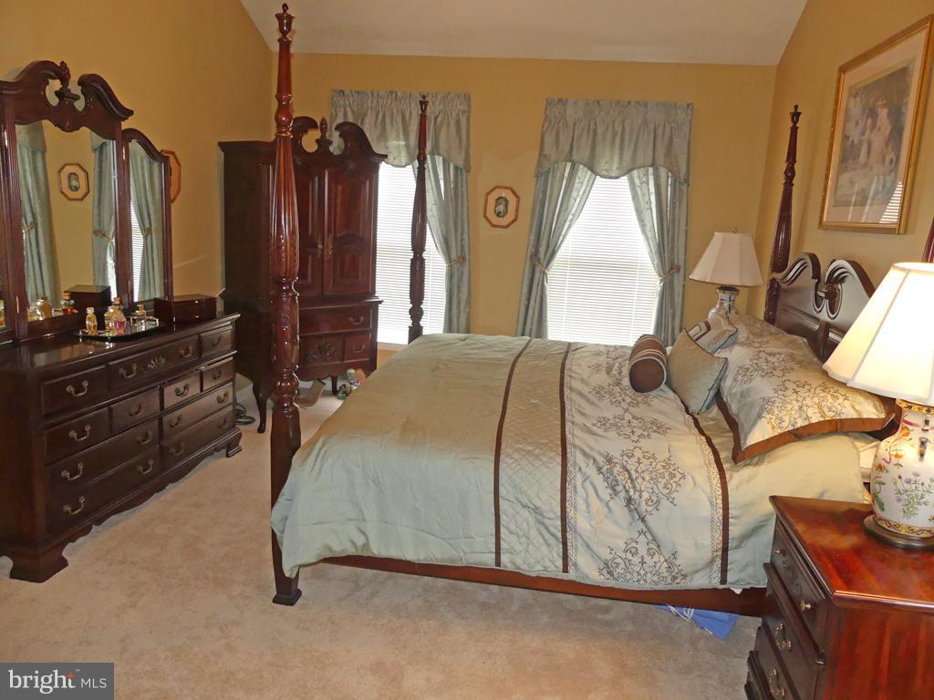 5232 Millfield Road, Unit 5232 Baltimore, MD 21237 - Photo 16 of 25 Bedroom (Master)