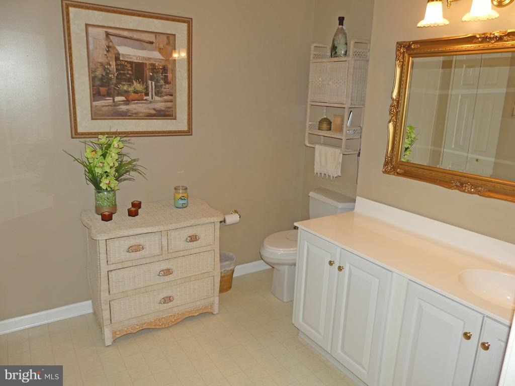 5232 Millfield Road, Unit 5232 Baltimore, MD 21237 - Photo 18 of 25 Bath (Master)