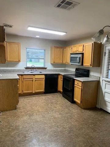 $1,800 | 8728 Chaldron Street, Metairie, LA 70003