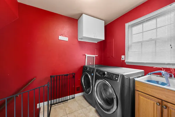 $399,999 | 4376 Knightsbridge Lane, West Bloomfield, MI 48323