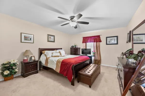 $399,999 | 4376 Knightsbridge Lane, West Bloomfield, MI 48323