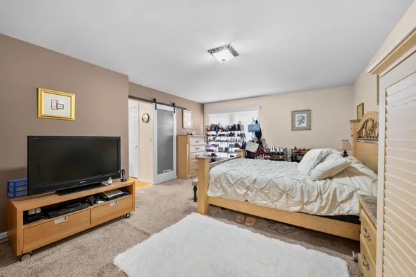 $399,999 | 4376 Knightsbridge Lane, West Bloomfield, MI 48323