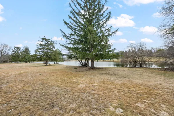 $399,999 | 4376 Knightsbridge Lane, West Bloomfield, MI 48323