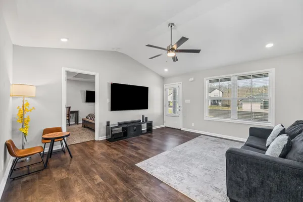 $1,650 | 419 Mattingly Drive, Clarksville, TN 37042